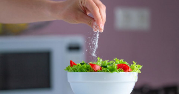 Tác hại của ăn mặn tới sức khỏe