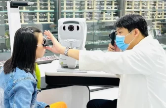 Bác sĩ khám mắt uy tín Hà Nội